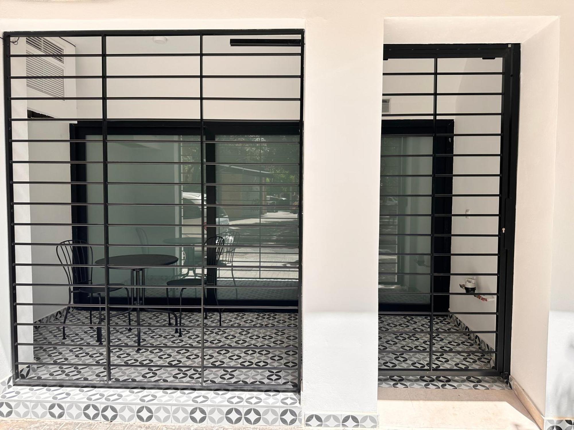 Alberola Industrial Style Apartment Valencia Exterior photo