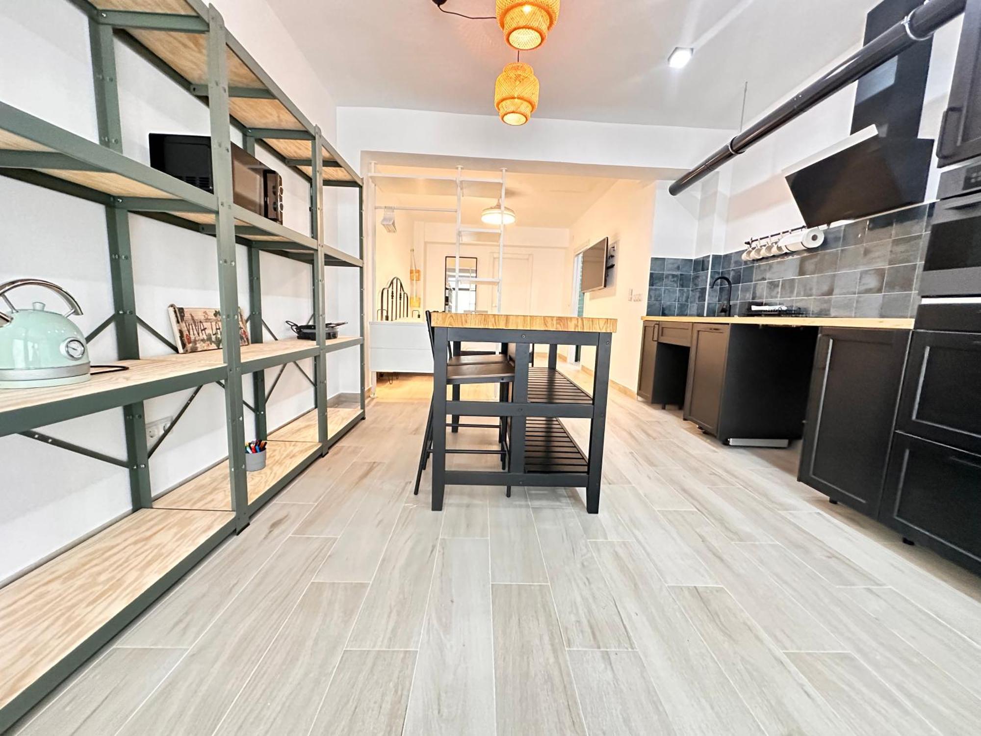 Alberola Industrial Style Apartment Valencia Exterior photo